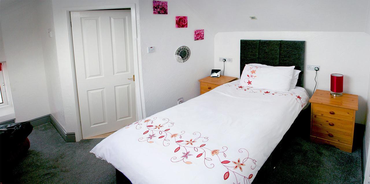 קמייס ביי Woburn Hill Hotel מראה חיצוני תמונה