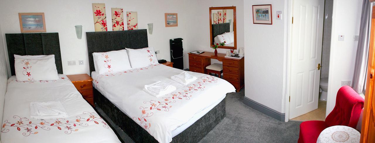 קמייס ביי Woburn Hill Hotel מראה חיצוני תמונה