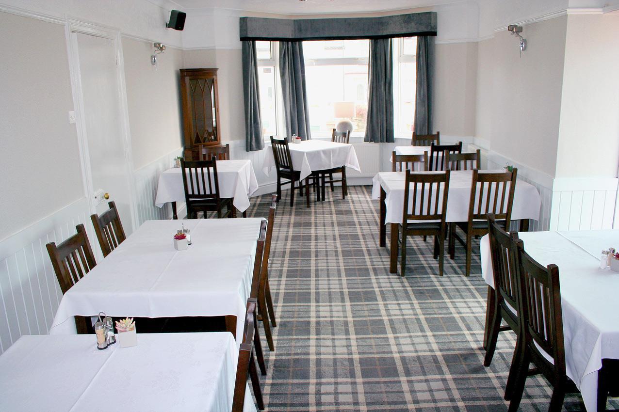 קמייס ביי Woburn Hill Hotel מראה חיצוני תמונה